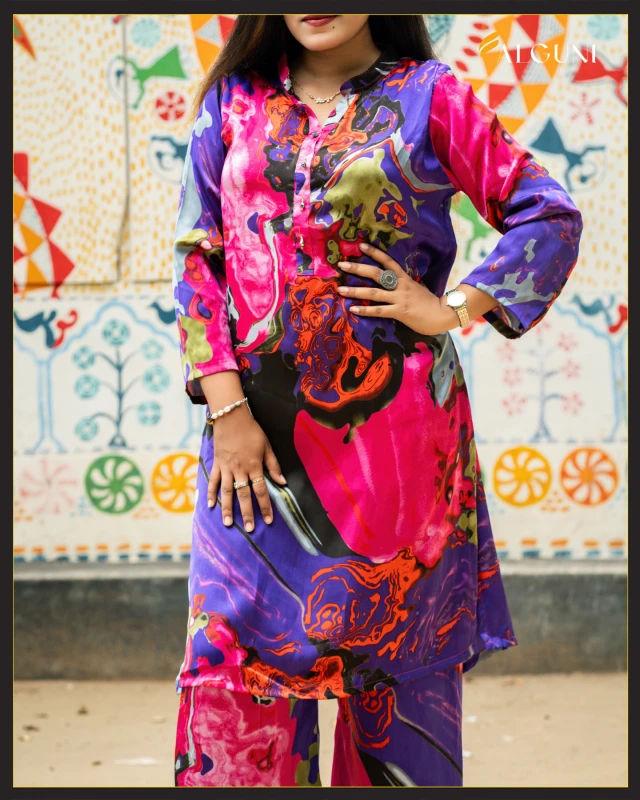 Women's Fashionable Women's Co-Ord Set with Bold Artistic Print